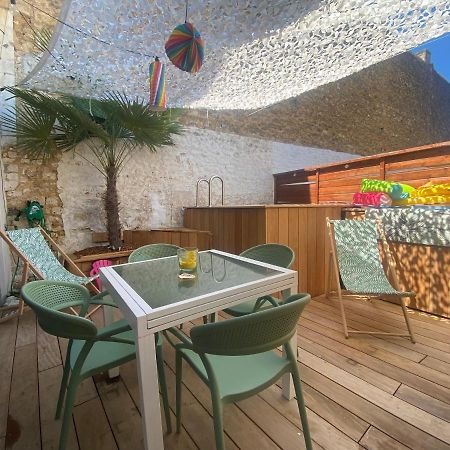托奈夏朗德Charentaise 6-8 Personnes Avec Piscine别墅 外观 照片